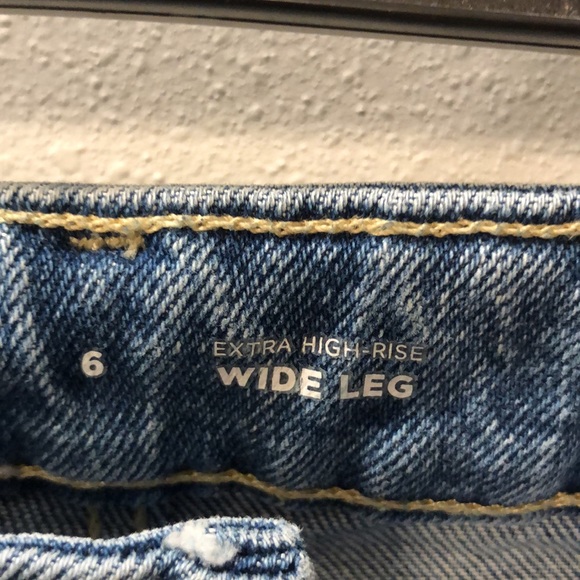 Old Navy Extra High Waist Wide Leg Jeans - Picture 8 of 8